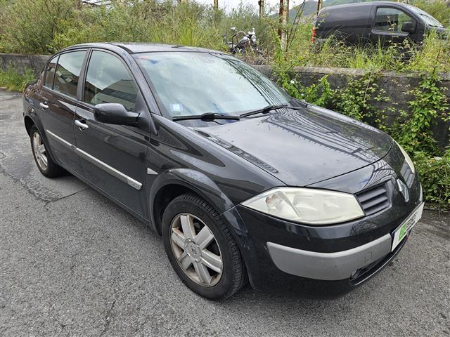 RENAULT MEGANE (K4MT7) 1.6 G II SEDAN (LM) 113CV (2003-2009) 83KW (2005)