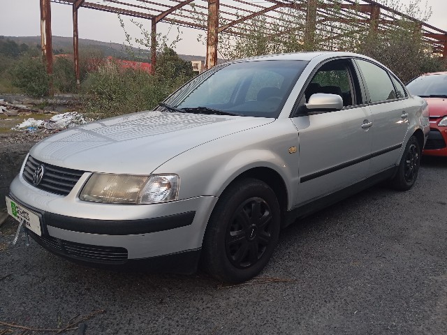 VOLKSWAGEN PASSAT (ADR) 1.8 FSI (125CV) (1996 2000) 92KW (1999)