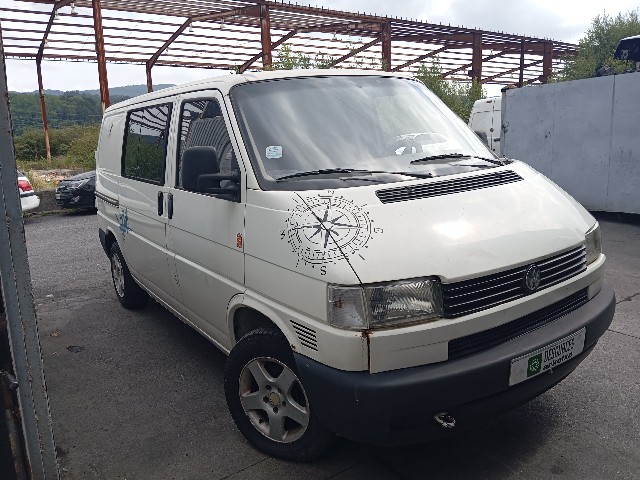 VOLKSWAGEN CALIFORNIA (ABL) 1.9 TD TRANSPORTER T4 50KW (2000)