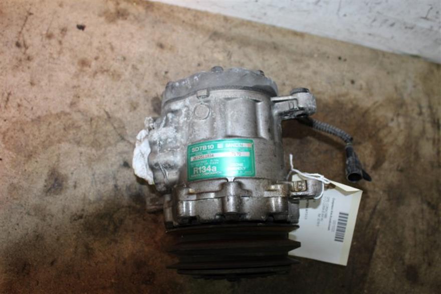 RECAMBIO para Opel Corsa 1.7 D CORSA B 44Kw (1999)