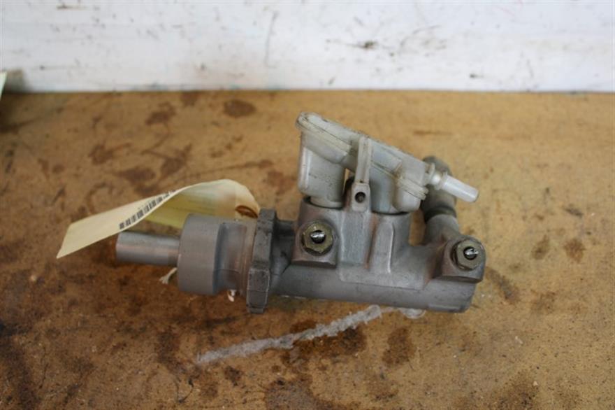 RECAMBIO para Ford Focus 1.6 G (2004)