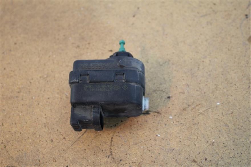 RECAMBIO para Renault Megane Scenic 1.9 DCI 75Kw (2001)