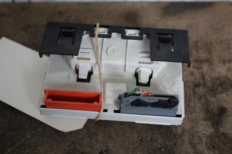 RECAMBIO para Renault Clio 1.1 G 43Kw (2001)