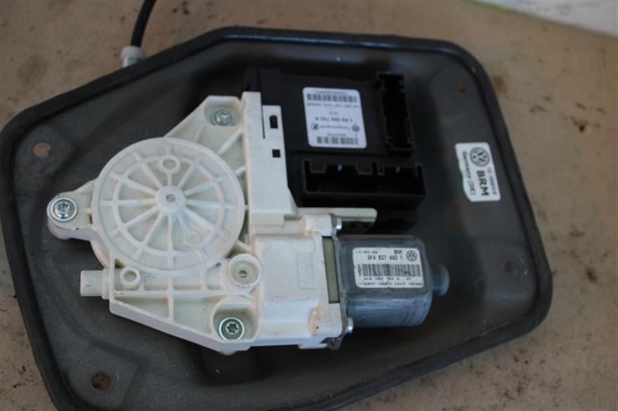 RECAMBIO para Volkswagen Golf 1.9 TDI GOLF V 77Kw (2008)