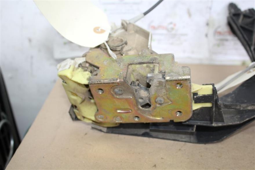 RECAMBIO para Ford Focus 1.6 G (2000)