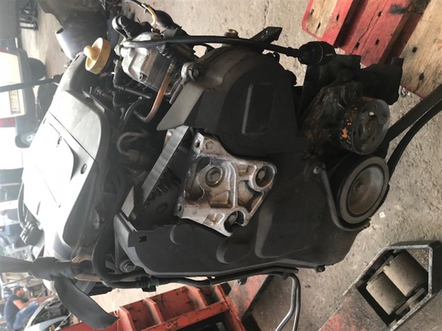 RECAMBIO para Renault Clio 1.9 DTI CLIO II 59Kw (2002)