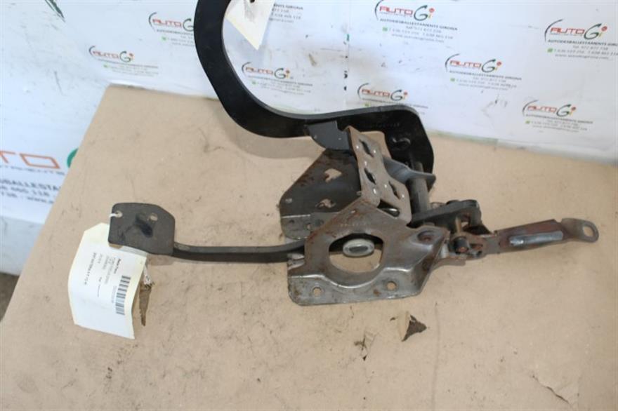RECAMBIO para Ford Focus 1.6 G (2000)
