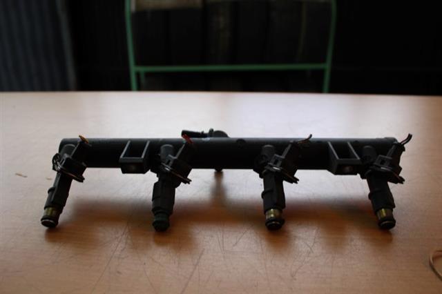 RECAMBIO para Peugeot 206 2.0 G 3P 100Kw (2002)