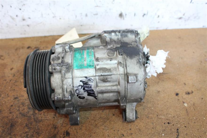 RECAMBIO para Volkswagen Polo 1.4 G 44Kw (1998)