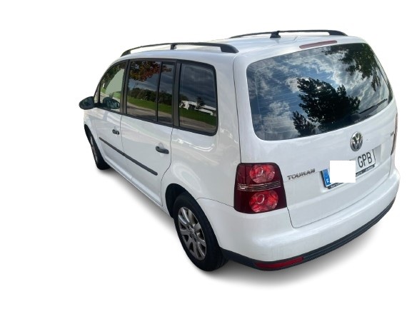 Volkswagen Touran 1.9 TDI BXF (2009)