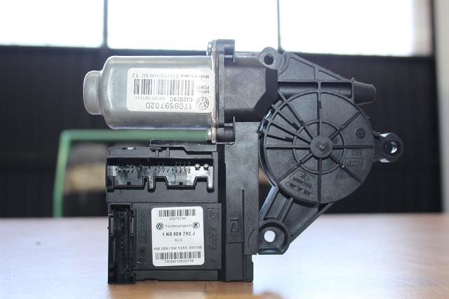 RECAMBIO para Volkswagen Touran 1.9 TDI 77Kw (2008)