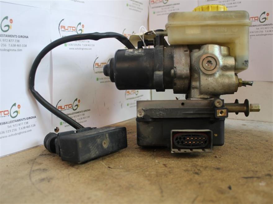 RECAMBIO para Volvo 440 1.9 TD 66Kw (1996)