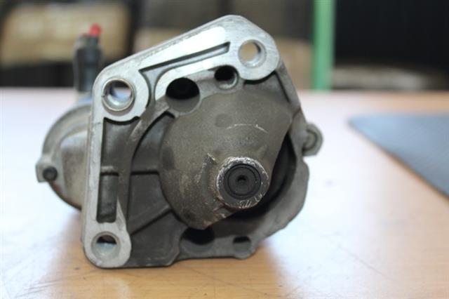 RECAMBIO para Volvo V40 2.0 G 100Kw (1996)