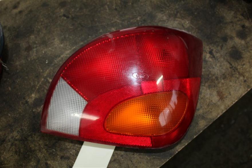 RECAMBIO para Ford Fiesta 1.3 G 44Kw (1999)