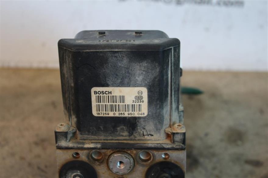 RECAMBIO para Renault Megane Scenic 1.9 DCI 75Kw (2001)