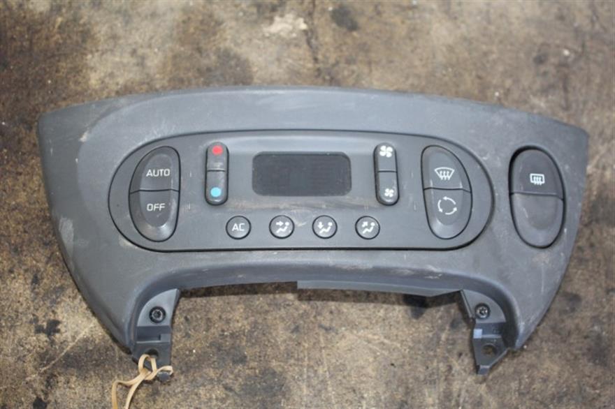 RECAMBIO para Renault Megane Scenic 1.4 G 70Kw (2000)