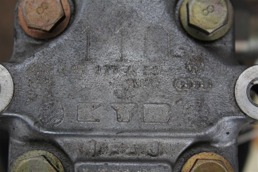 RECAMBIO para Volkswagen Passat 1.9 TDI VAR (2000)