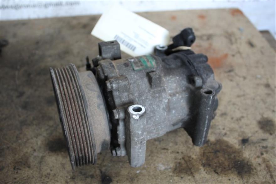 RECAMBIO para Renault Clio 1.5 DCI 48Kw (2004)