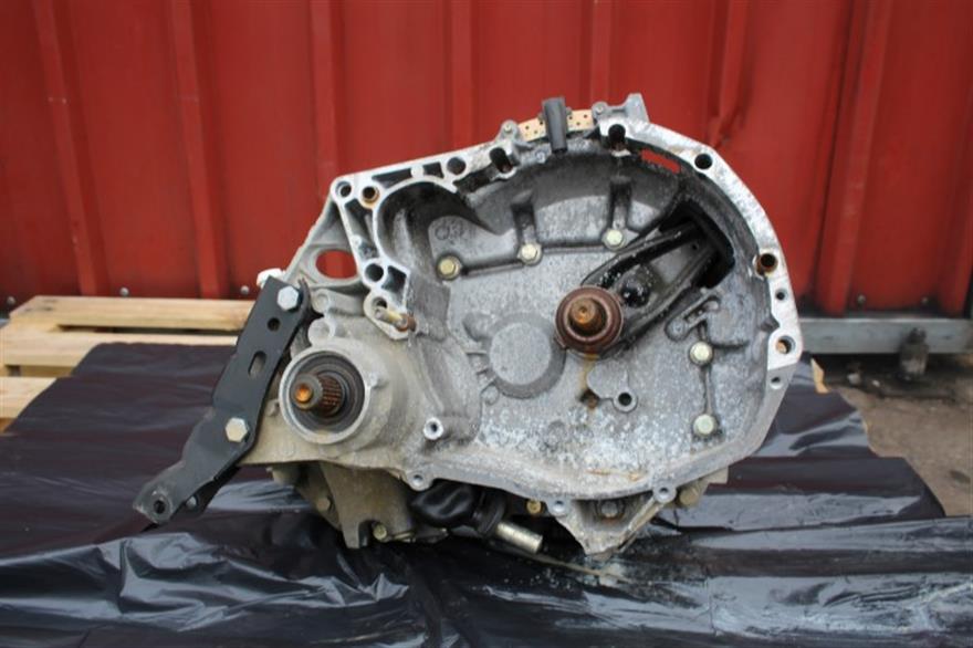 RECAMBIO para Renault Clio 1.4 G (1995)