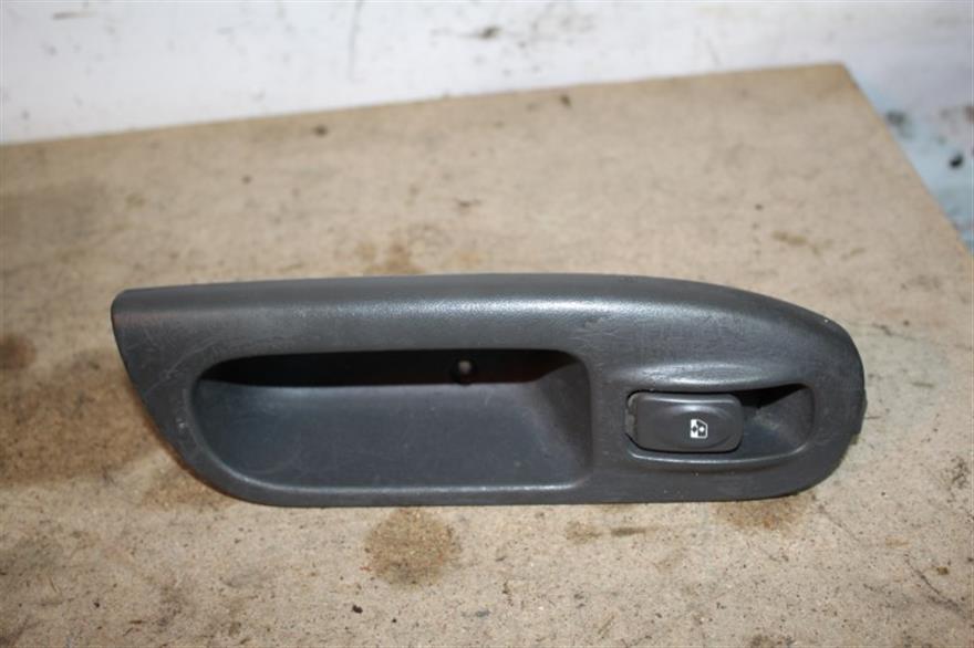 RECAMBIO para Renault Megane Scenic 1.6 G 79Kw (2002)