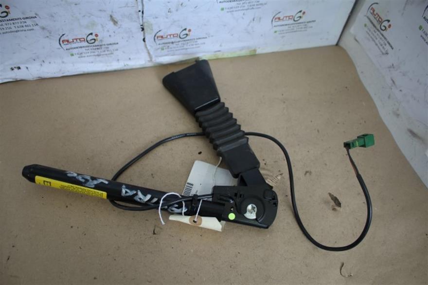 RECAMBIO para Opel Astra 2.0 CARAVAN (2001)