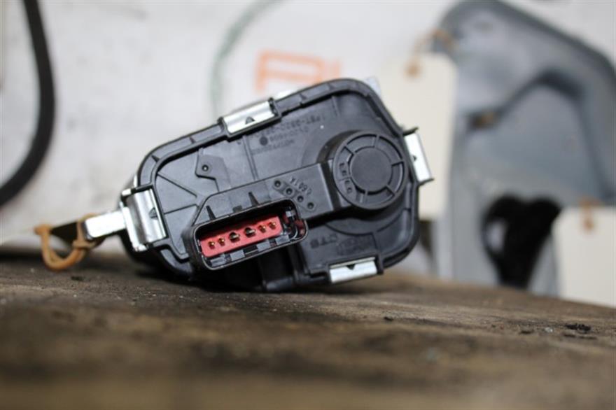 RECAMBIO para Renault Clio 1.1 G 55Kw (2001)
