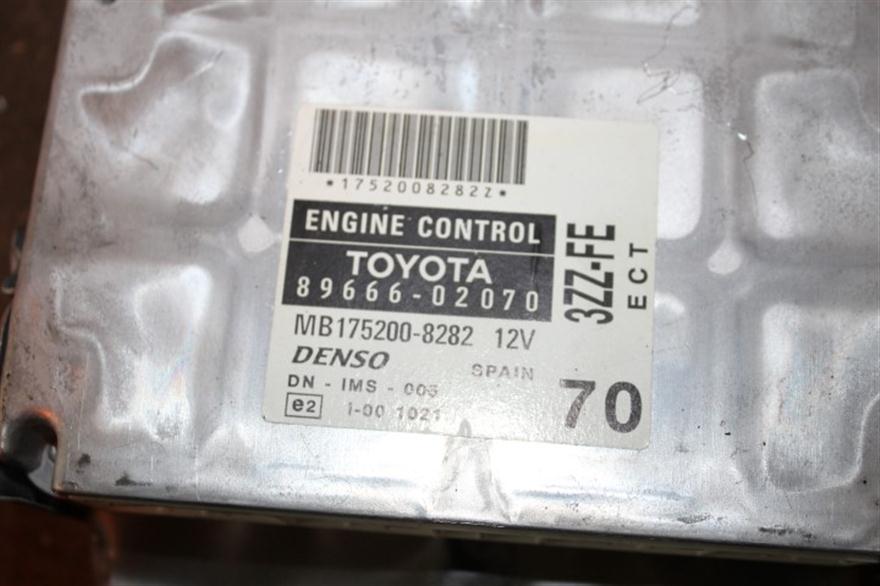 RECAMBIO para Toyota Corolla 1.6 G 81Kw (2004)