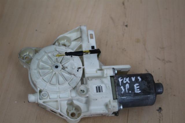 RECAMBIO para Ford Focus 1.6 G 3P 85Kw (2007)