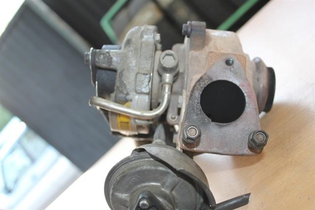 RECAMBIO para Peugeot 407 2.0 HDI 100Kw (2006)