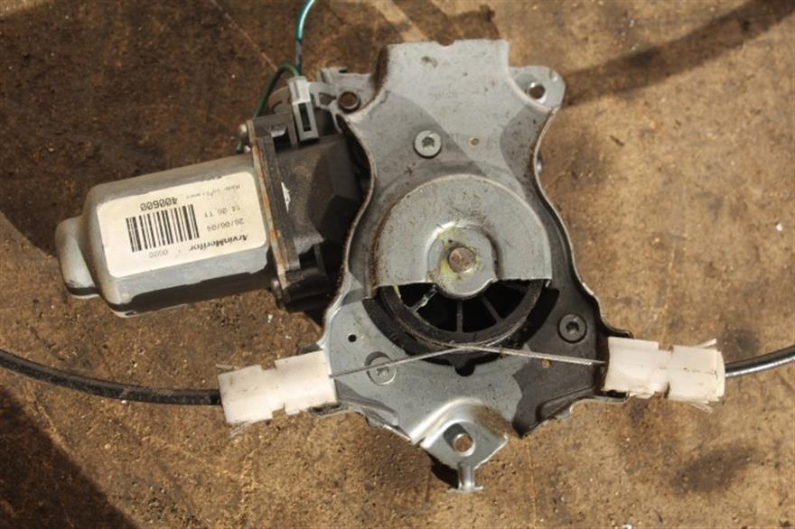 RECAMBIO para Nissan Almera 2.2 D 82Kw (2004)