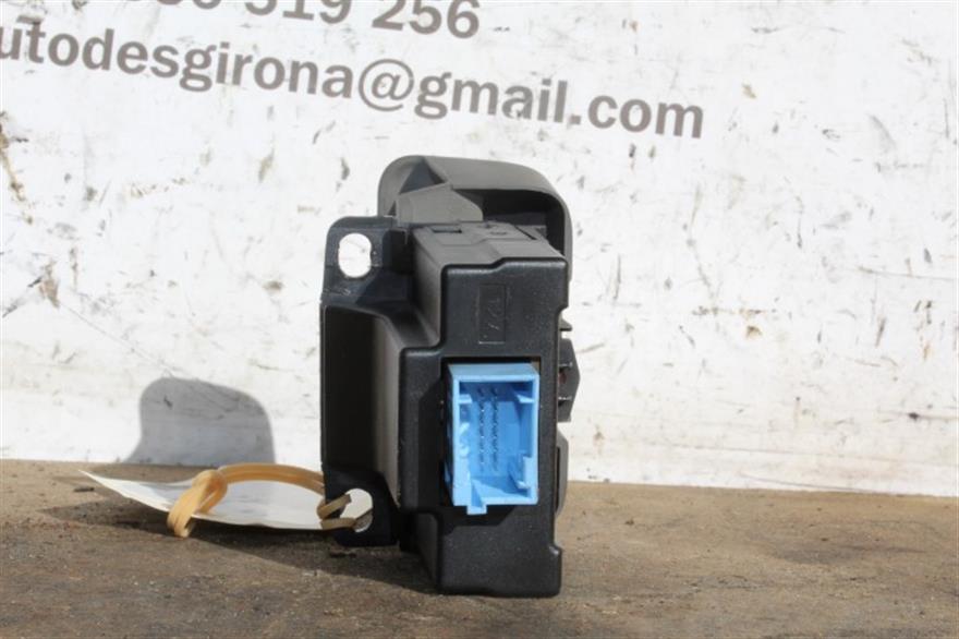 RECAMBIO para Renault Megane Scenic 1.5 DCI 74Kw (2004)