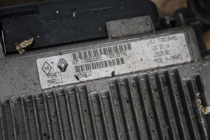 RECAMBIO para Renault Clio 1.2 G 43Kw (1997)