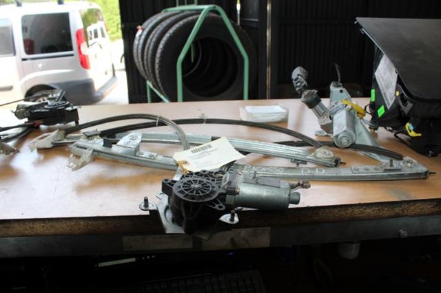 RECAMBIO para Citroen Xsara Picasso 2.0 HDI 66Kw (2000)