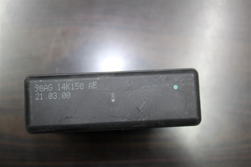 RECAMBIO para Ford Focus 1.6 G (2000)