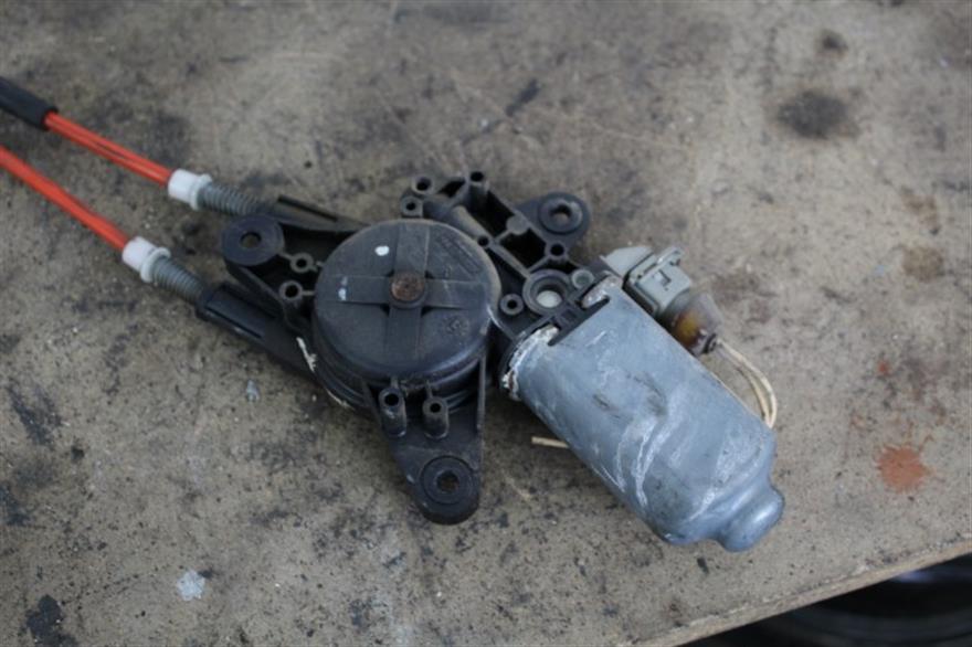 RECAMBIO para Citroen Saxo 1.6 G 65Kw (1998)