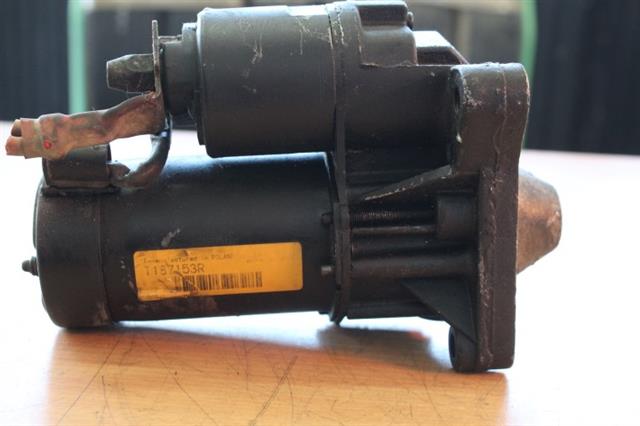 RECAMBIO para Renault Clio 1.6 G 3P 66Kw (1999)