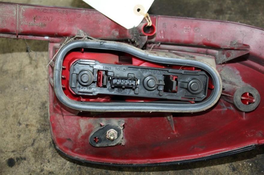 RECAMBIO para Peugeot 306 2.0 HDI FAMILIAR 66Kw (2000)