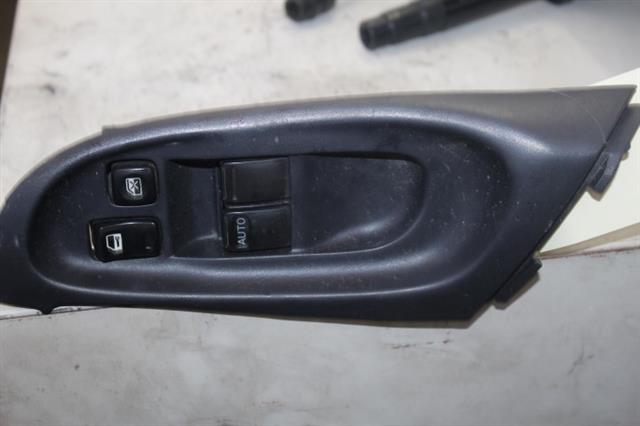 RECAMBIO para Nissan Almera 1.5 G 66Kw (2000)