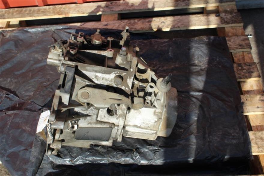 RECAMBIO para Peugeot 205 1.7 D (1995)