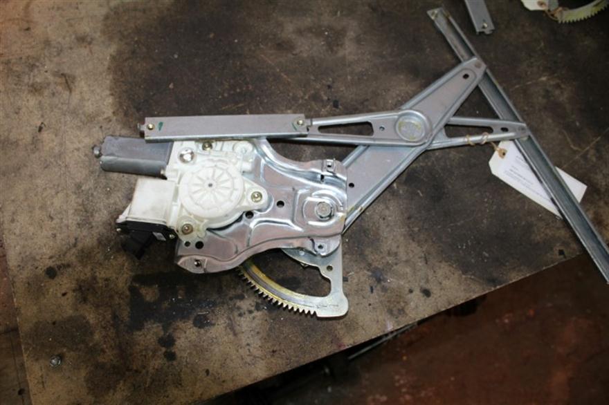RECAMBIO para Toyota Corolla 1.6 G 81Kw (2004)