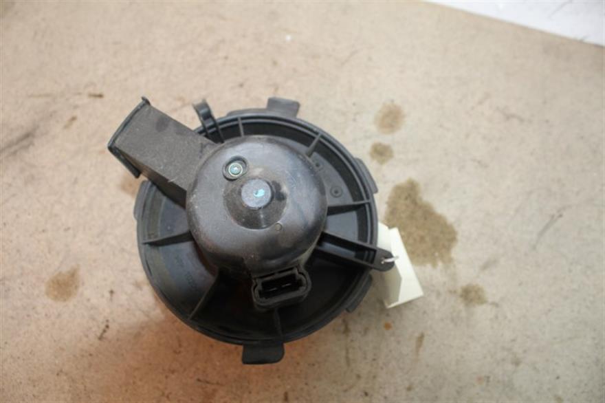 RECAMBIO para Peugeot 206 1.3 G (1999)