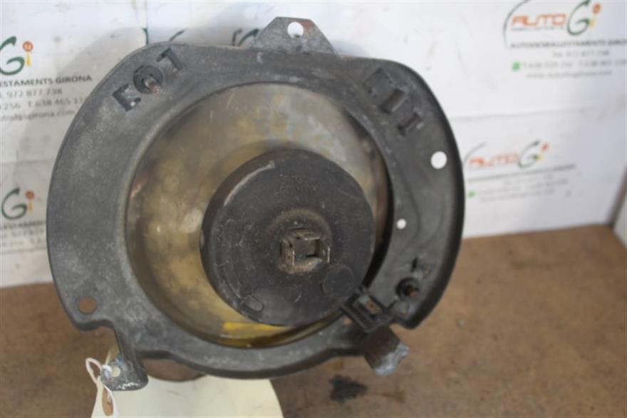 RECAMBIO para Volkswagen Polo 1.3 G MH (1986)