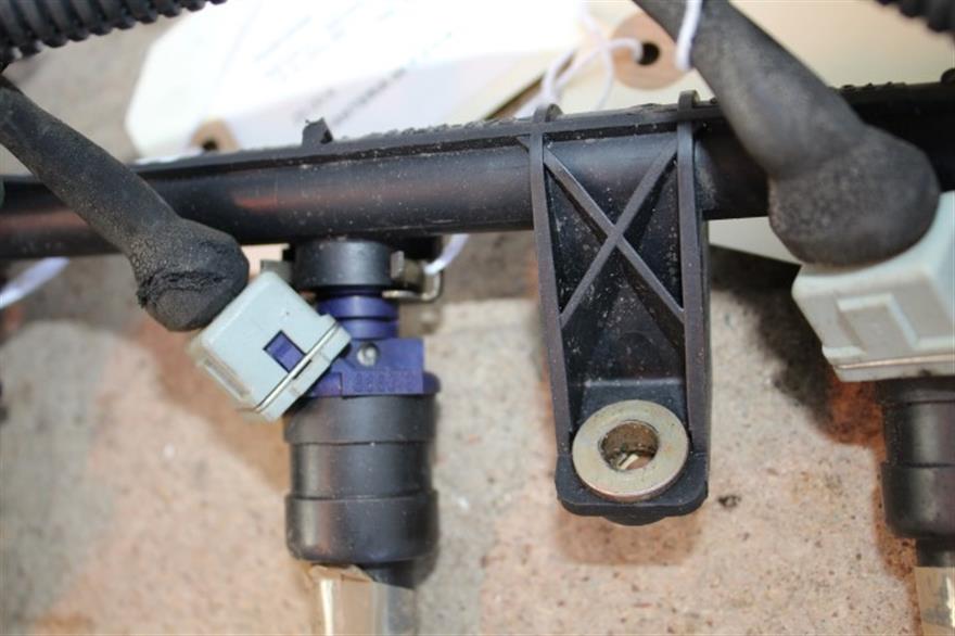 RECAMBIO para Renault Megane 1.6 G 66Kw (1996)