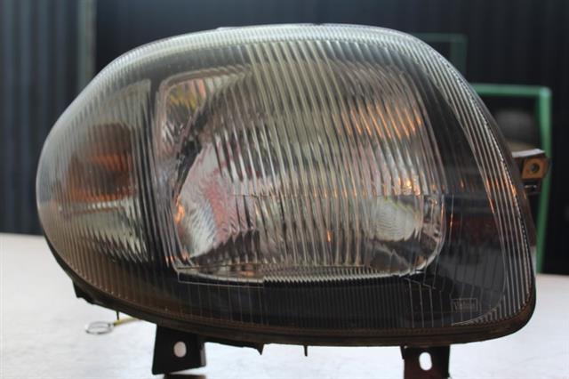 RECAMBIO para Renault Clio 1.9 D 47Kw (2000)