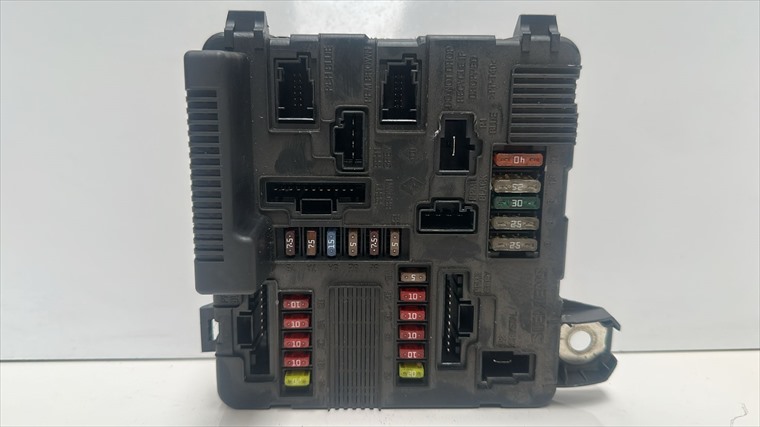 RECAMBIO para Renault Megane 1.6 GASOLINA 83Kw (2005)
