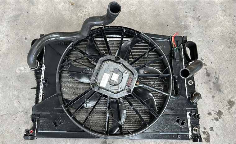 RECAMBIO para Mercedes 220 2.2 CDI 0Kw (2004)