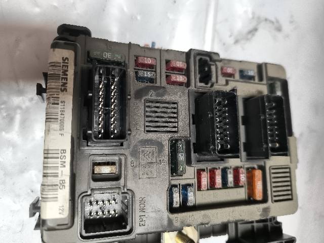 RECAMBIO para Citroen C 5 2.0 HDI 80Kw (2003)