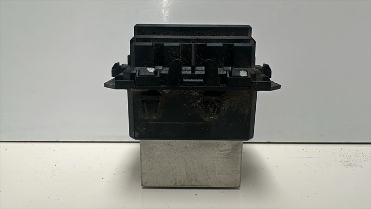 RECAMBIO para Peugeot 207 1.4 GASOLINA 70Kw (2012)