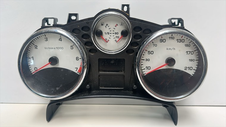 RECAMBIO para Peugeot 207 1.4 GASOLINA 70Kw (2012)