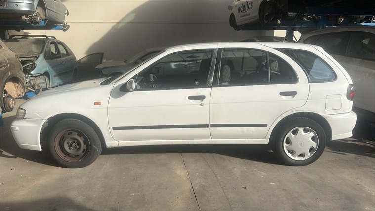 Nissan Almera 2.0 DIESEL D-CD20 (2000)
